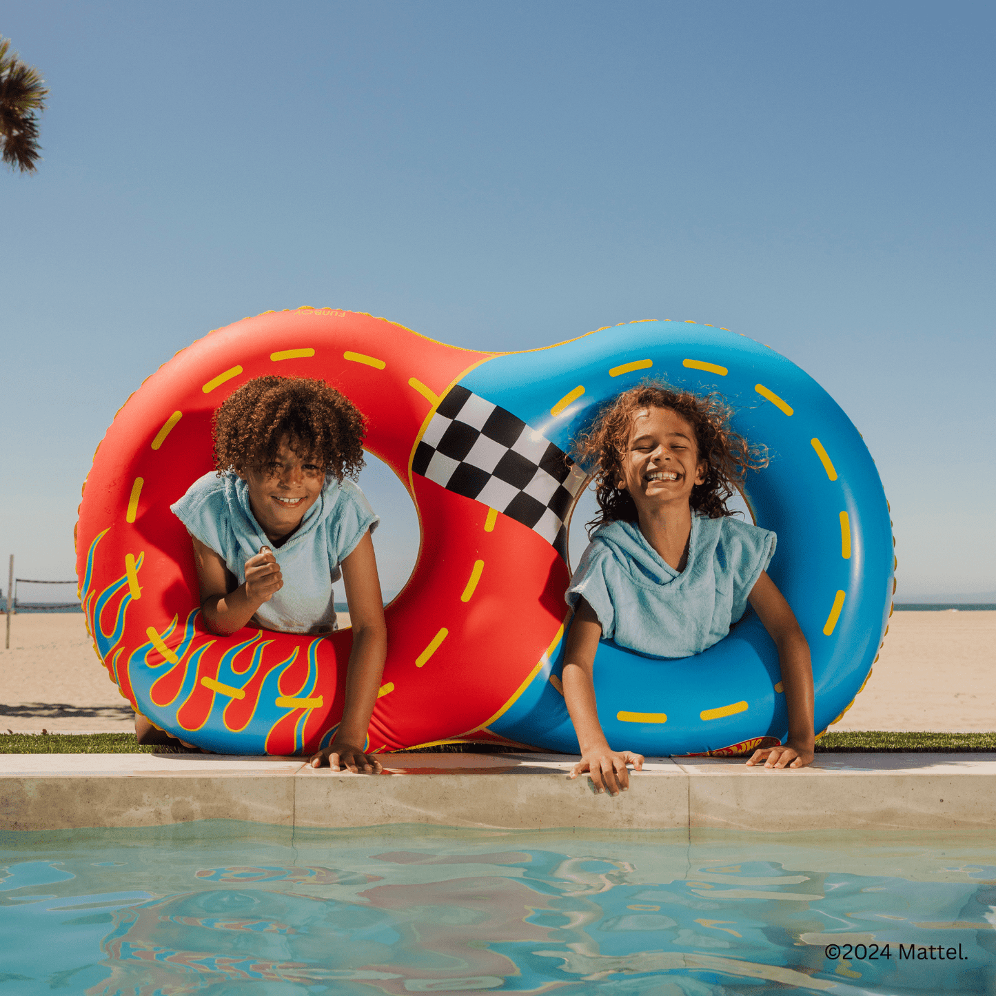L142 Kids Racetrack Double Tube Float