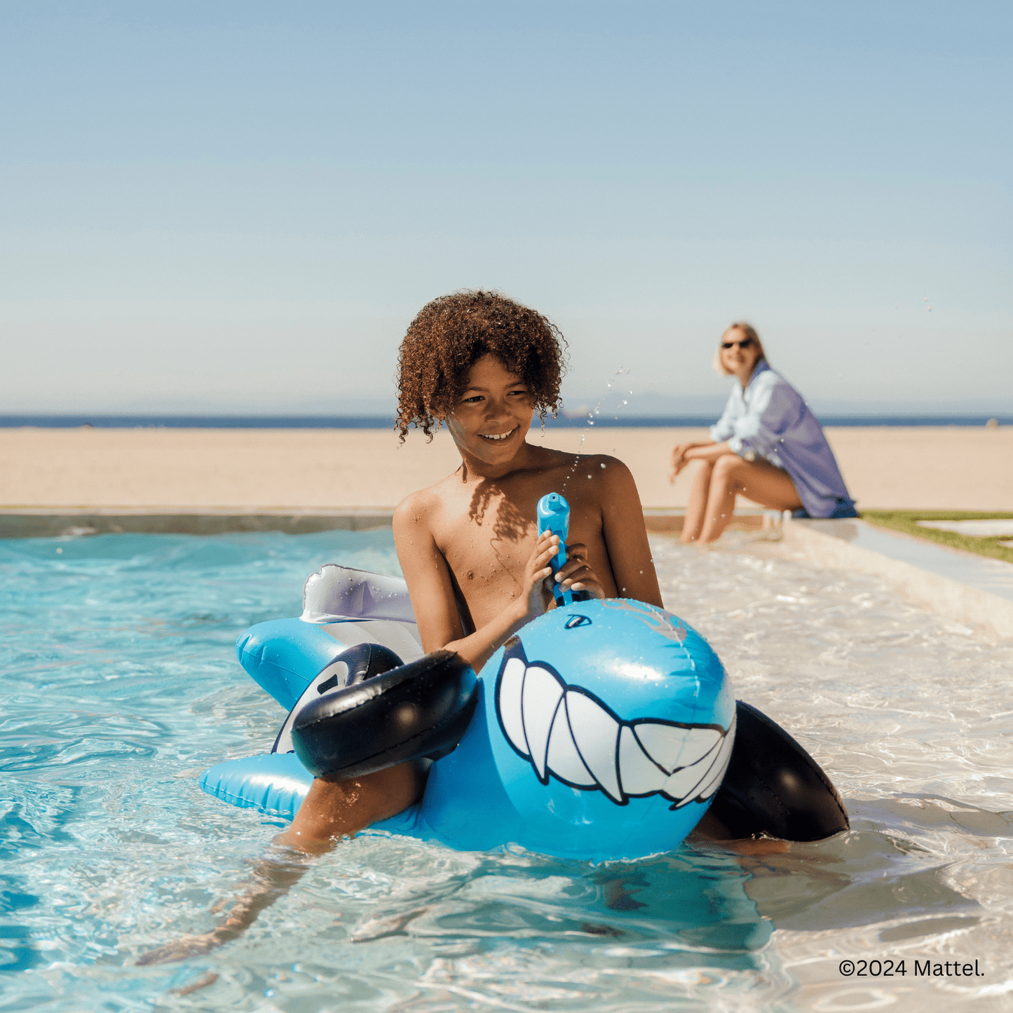 L810 Kids Sharkruiser ™ Float