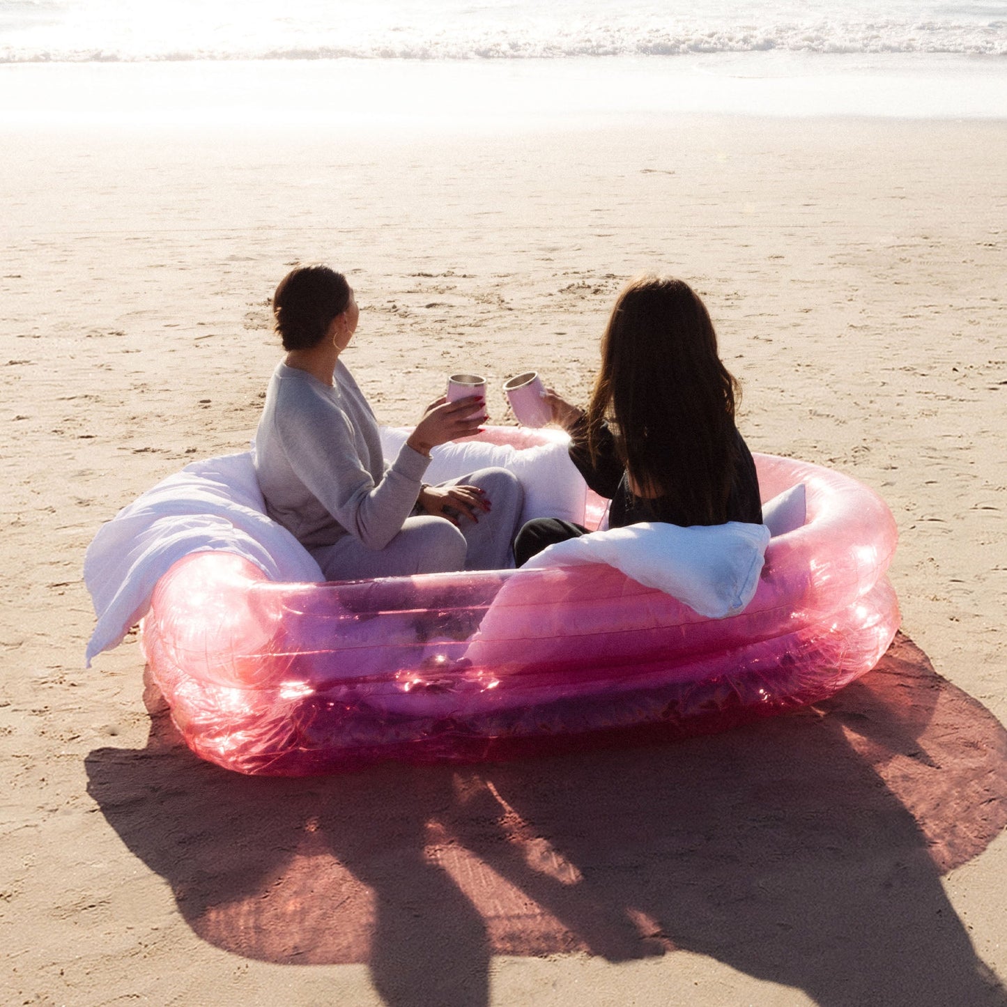 L459 The Original Inflatable Heart Pool